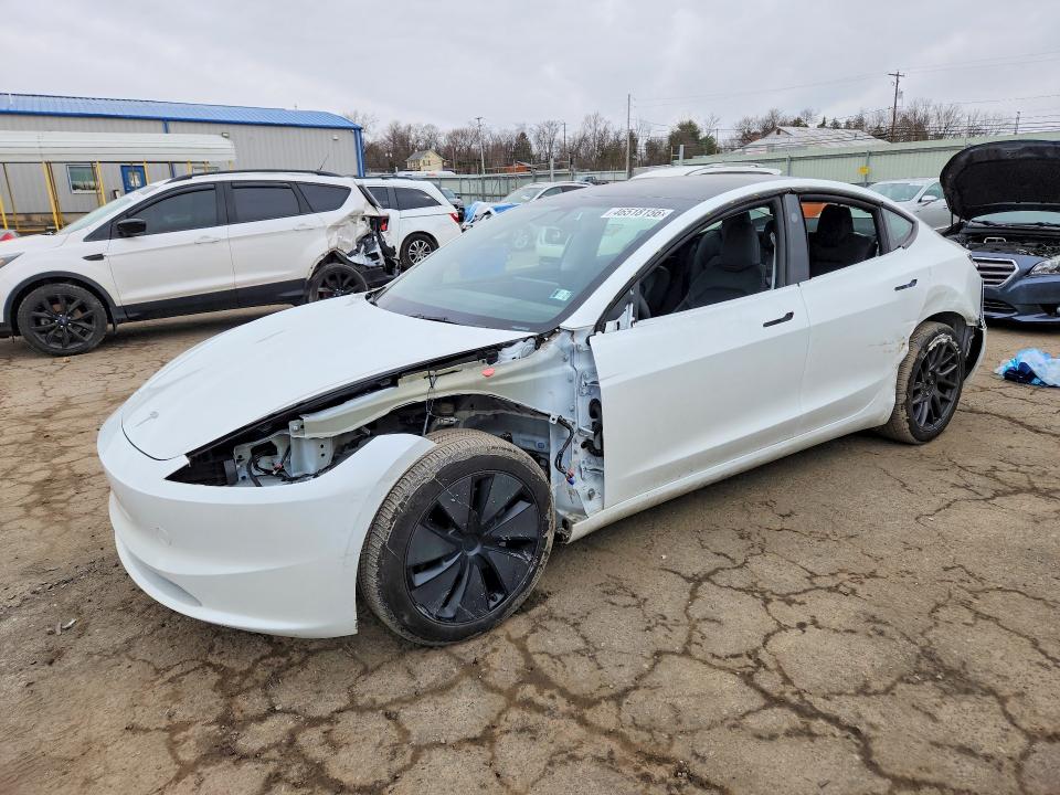 Продажа на аукционе авто 2025 Tesla Model 3, vin: 5YJ3E1EBXSF910967, номер лота: 46518156