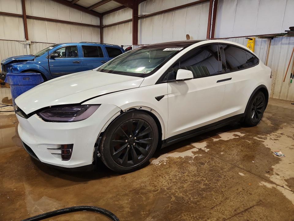 Продажа на аукционе авто 2016 Tesla Model X, vin: 5YJXCAE22GF029310, номер лота: 41802856