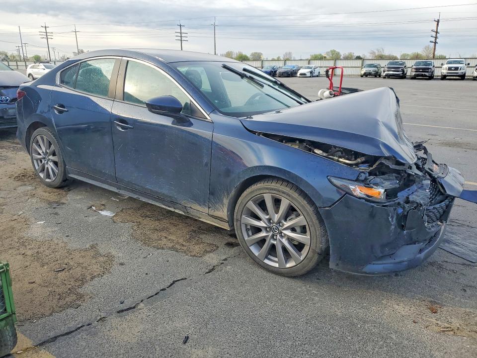 47633016 :رقم المزاد ، 3MZBPABL1MM252194 vin ، 2021 Mazda 3 مزاد بيع
