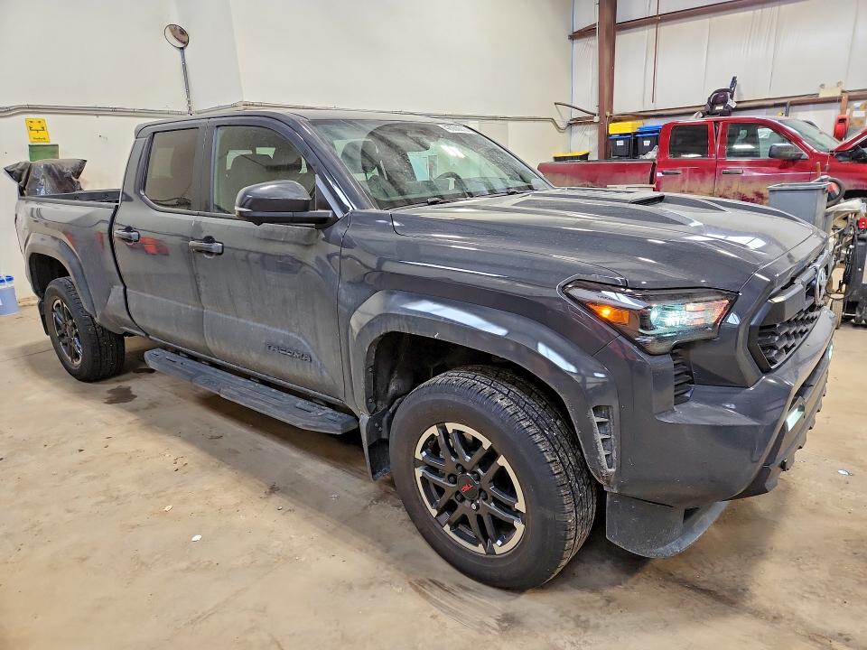 42006516 :رقم المزاد ، 3TYLB5JN6ST103586 vin ، 2025 Toyota Tacoma مزاد بيع