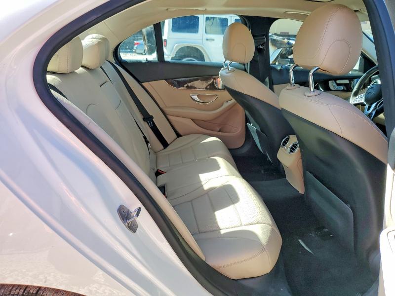 2020 Mercedes-benz C მანქანა იყიდება აუქციონზე, vin: 55SWF8DB4LU324155, აუქციონის ნომერი: 46272396