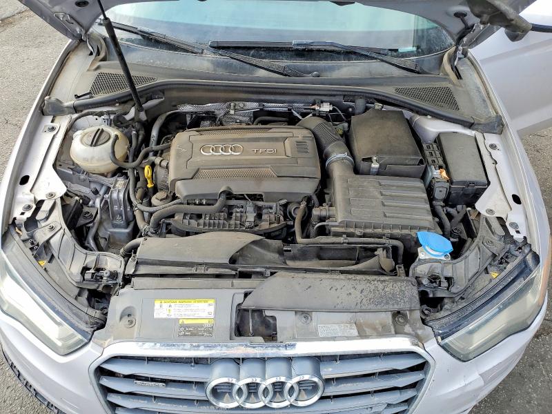 41805856 :رقم المزاد ، WAUBFGFF2F1140983 vin ، 2015 Audi A3 مزاد بيع