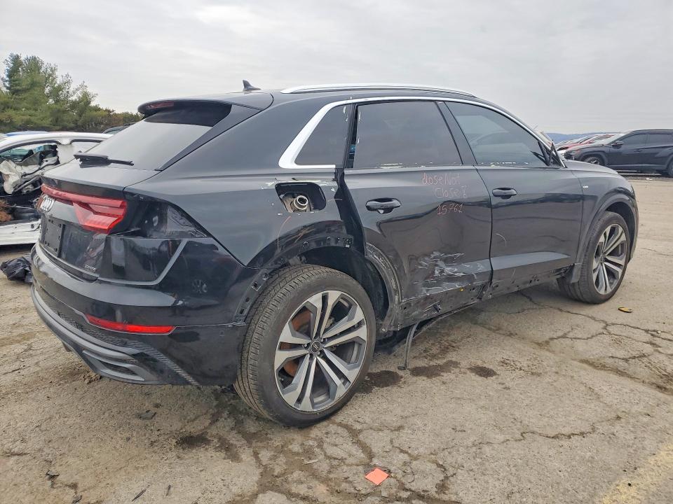2022 Audi Q8 მანქანა იყიდება აუქციონზე, vin: WA1EVBF12ND014852, აუქციონის ნომერი: 46499156