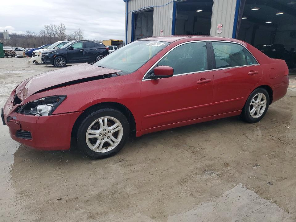 Auction sale of the 2007 Honda Accord, vin: 1HGCM553X7A168185, lot number: 45656396