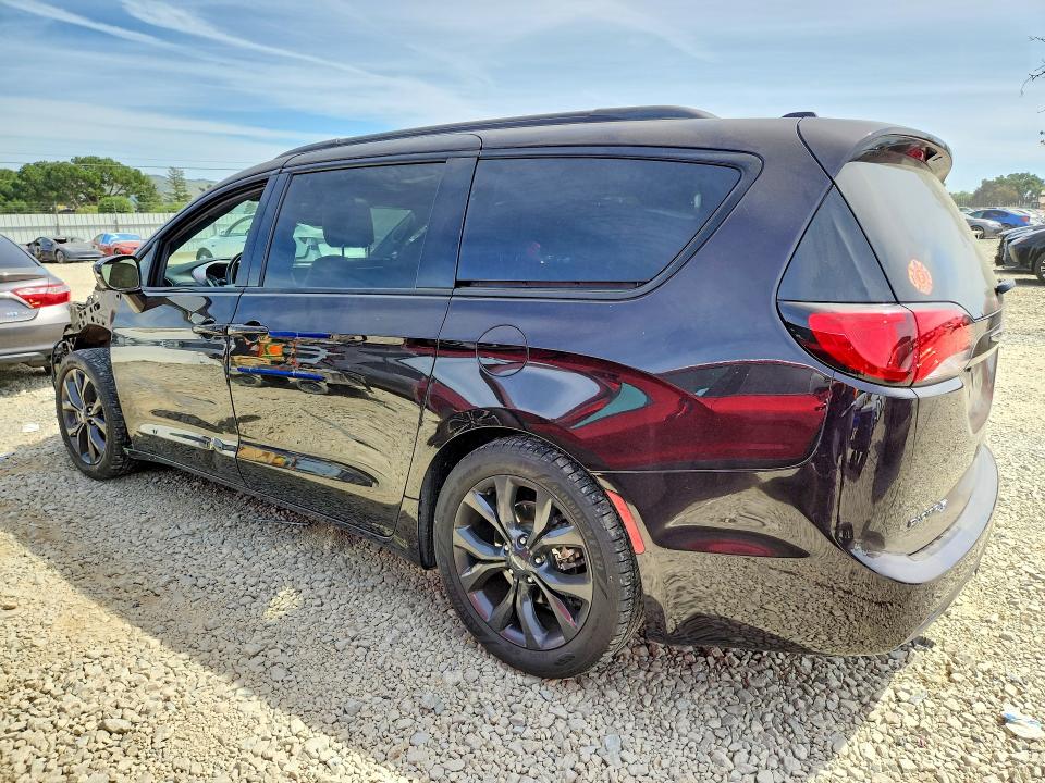 2019 Chrysler Pacifica მანქანა იყიდება აუქციონზე, vin: 2C4RC1GG7KR549730, აუქციონის ნომერი: 46065416