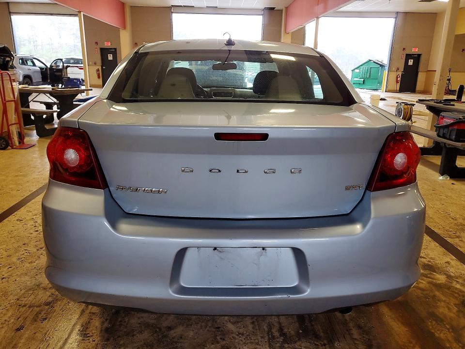 41920176 :رقم المزاد ، 1C3CDZCBXDN621438 vin ، 2013 Dodge Avenger مزاد بيع