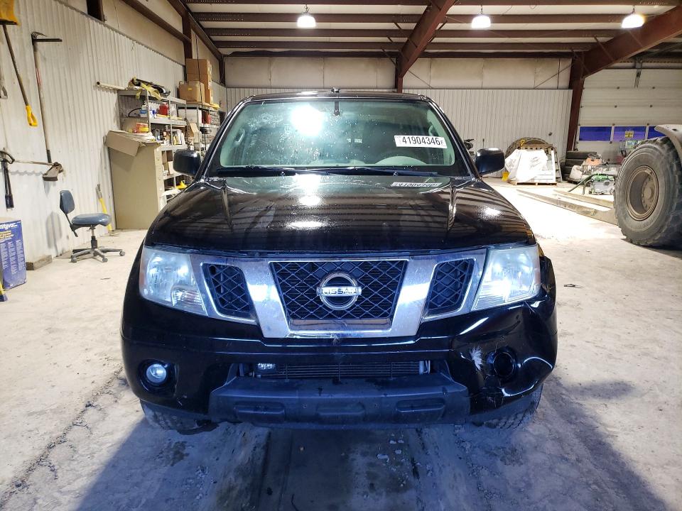 41904346 :رقم المزاد ، 1N6AD0EV2FN735181 vin ، 2015 Nissan Frontier مزاد بيع