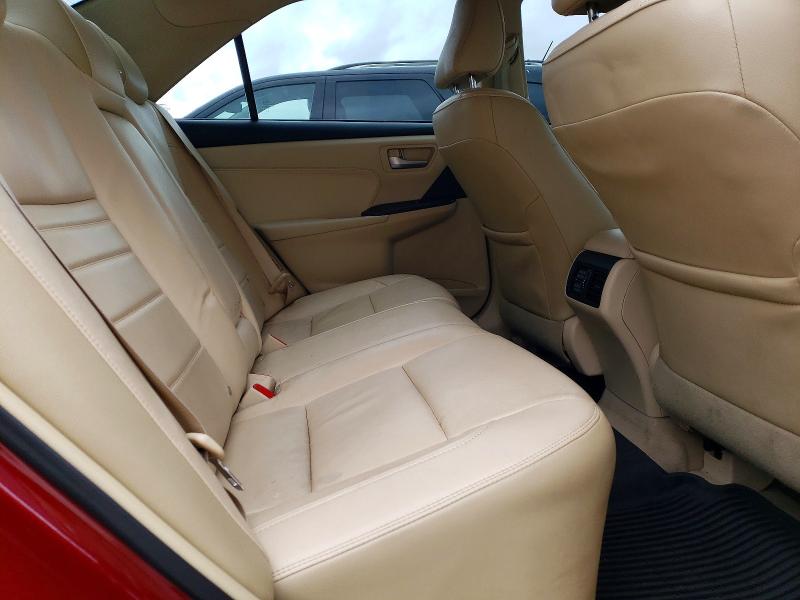 78319905 :رقم المزاد ، 4T1BD1FK2FU164441 vin ، 2015 Toyota Camry مزاد بيع
