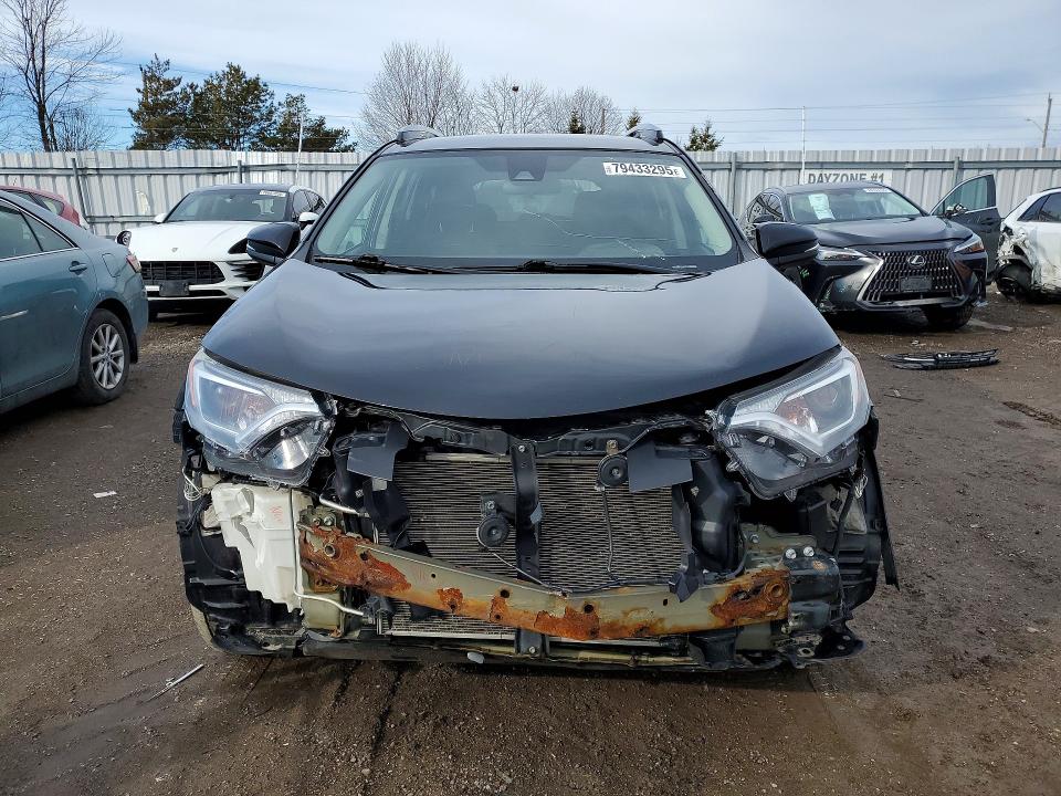 Продажа на аукционе авто 2018 Toyota Rav4, vin: 2T3ZFREVXJW504356, номер лота: 79433295