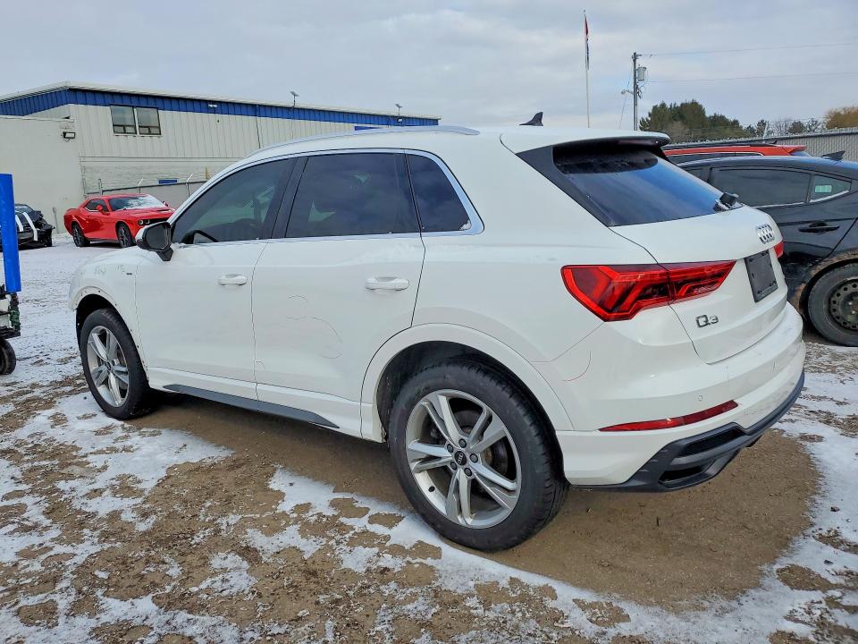 Aukcja sprzedaży 2021 Audi Q3, vin: WA1EECF37M1077498, numer aukcji: 46688516