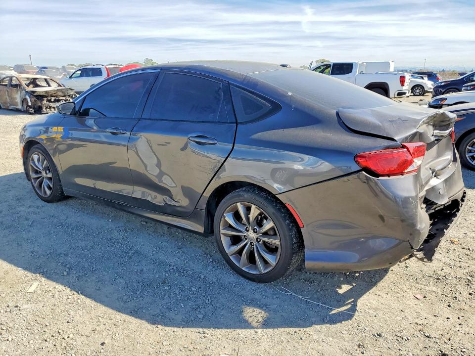 2015 Chrysler 200 მანქანა იყიდება აუქციონზე, vin: 1C3CCCBB2FN621969, აუქციონის ნომერი: 46016476