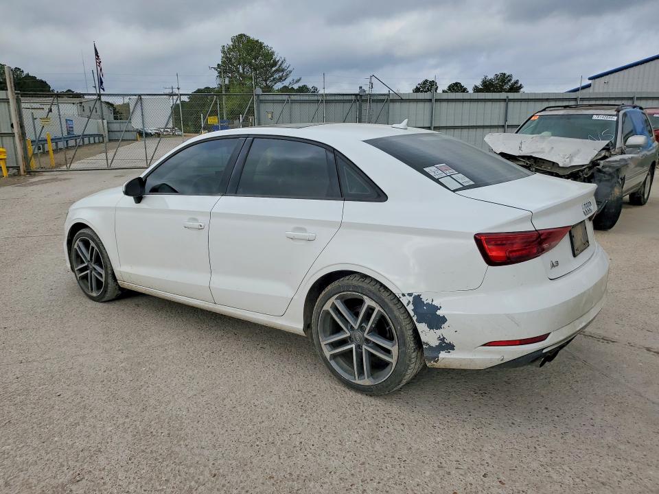 45511046 :رقم المزاد ، WAUAUGFF3H1026799 vin ، 2017 Audi A3 مزاد بيع