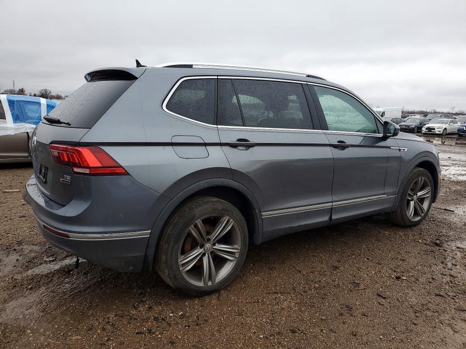 Продажа на аукционе авто 2018 Volkswagen Tiguan, vin: 3VV2B7AX0JM163576, номер лота: 45446846
