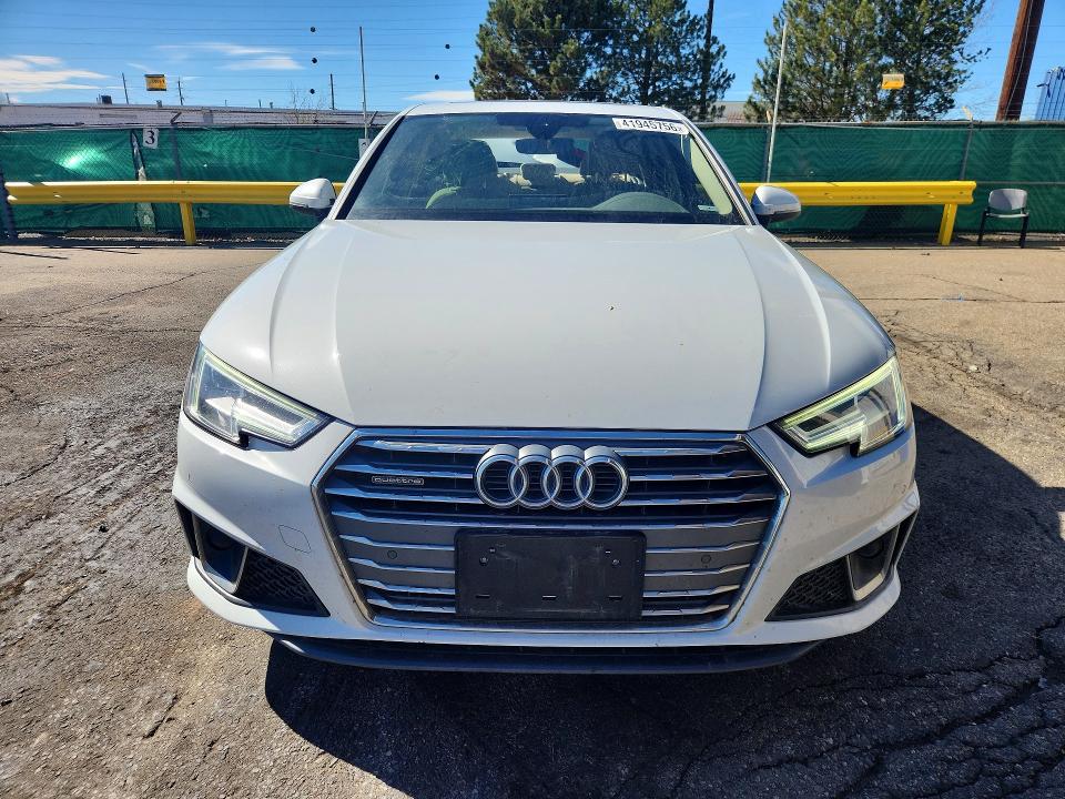 Продажа на аукционе авто 2019 Audi A4, vin: WAUENAF46KN020862, номер лота: 41945756