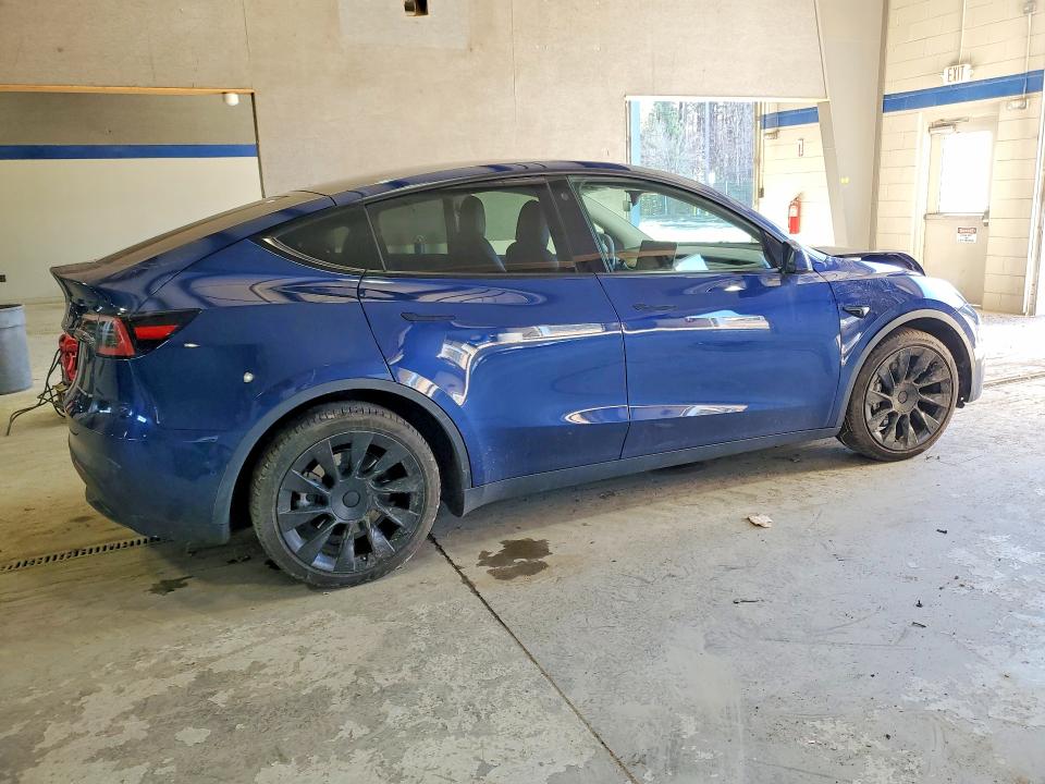 Продаж на аукціоні авто 2022 Tesla Model Y, vin: 7SAYGDEE9NF382244, номер лоту: 46194346