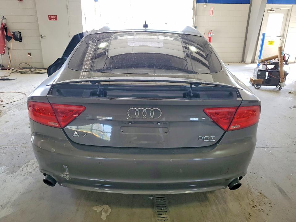 Продажа на аукционе авто 2012 Audi A7, vin: WAUYGAFC0CN106815, номер лота: 47621036