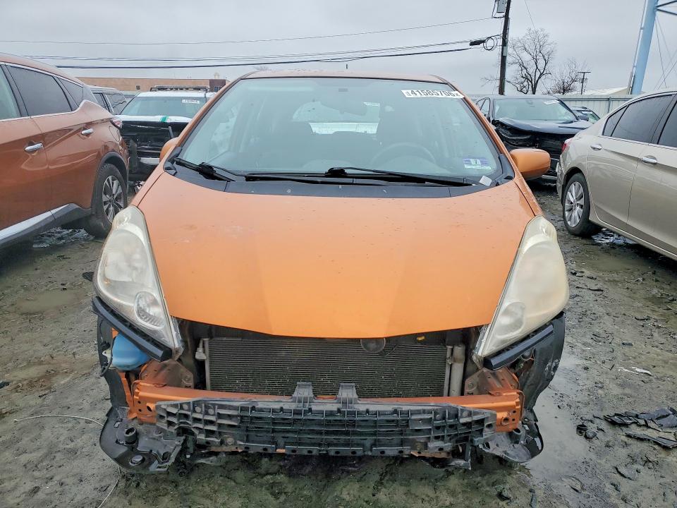 41585706 :رقم المزاد ، JHMGE88489S072523 vin ، 2009 Honda Fit مزاد بيع