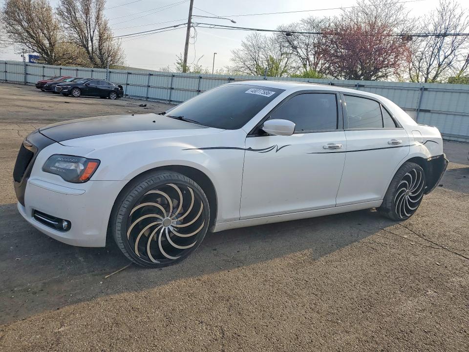 48017586 :رقم المزاد ، 2C3CCAGG5EH352639 vin ، 2014 Chrysler 300 مزاد بيع