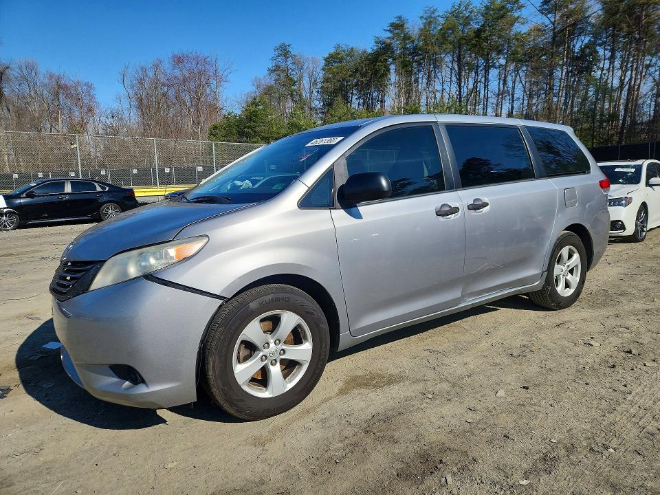 Aukcja sprzedaży 2011 Toyota Sienna, vin: 5TDKA3DC7BS008270, numer aukcji: 46261366