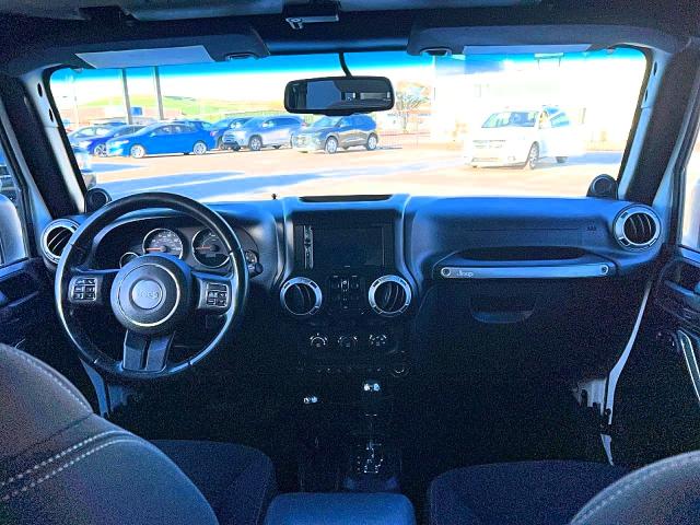 Продажа на аукционе авто 2013 Jeep Wrangler Unlimited, vin: 1C4BJWEG1DL677366, номер лота: 46928016