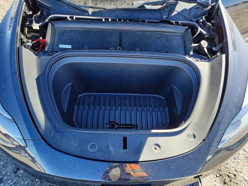 79827705 :رقم المزاد ، 7SAYGDEE1RF994573 vin ، 2024 Tesla Model Y مزاد بيع