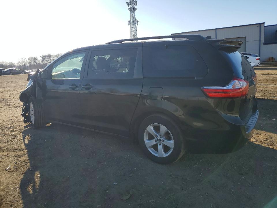 Продаж на аукціоні авто 2018 Toyota Sienna, vin: 5TDKZ3DC9JS933480, номер лоту: 46862866