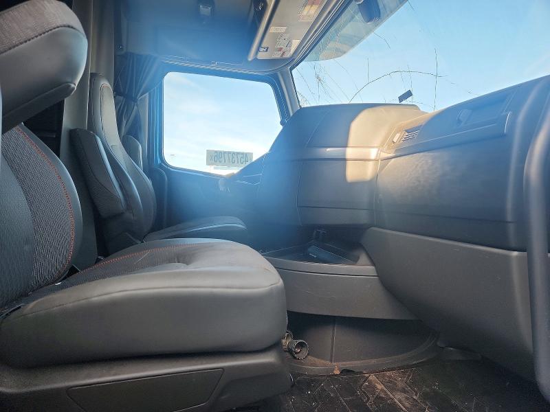 Продаж на аукціоні авто 2024 Volv Vn, vin: 4V4NC9EH7RN646320, номер лоту: 45737796