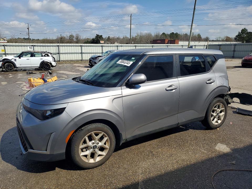 78865245 :رقم المزاد ، KNDJ23AU3P7873762 vin ، 2023 Kia Soul مزاد بيع