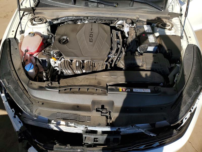 2025 Kia K5 მანქანა იყიდება აუქციონზე, vin: KNAG64J71S5270468, აუქციონის ნომერი: 46867486