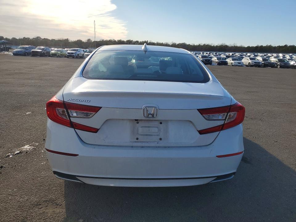 Продаж на аукціоні авто 2018 Honda Accord, vin: 1HGCV1F16JA180845, номер лоту: 79210915