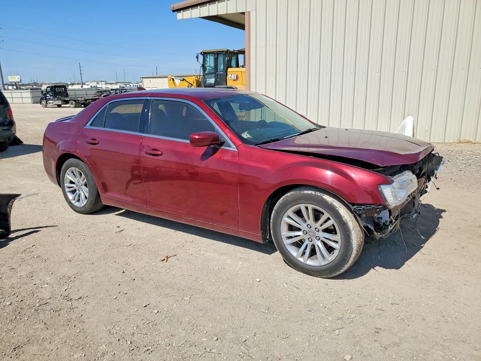 46203976 :رقم المزاد ، 2C3CCAAGXJH320823 vin ، 2018 Chrysler 300 مزاد بيع