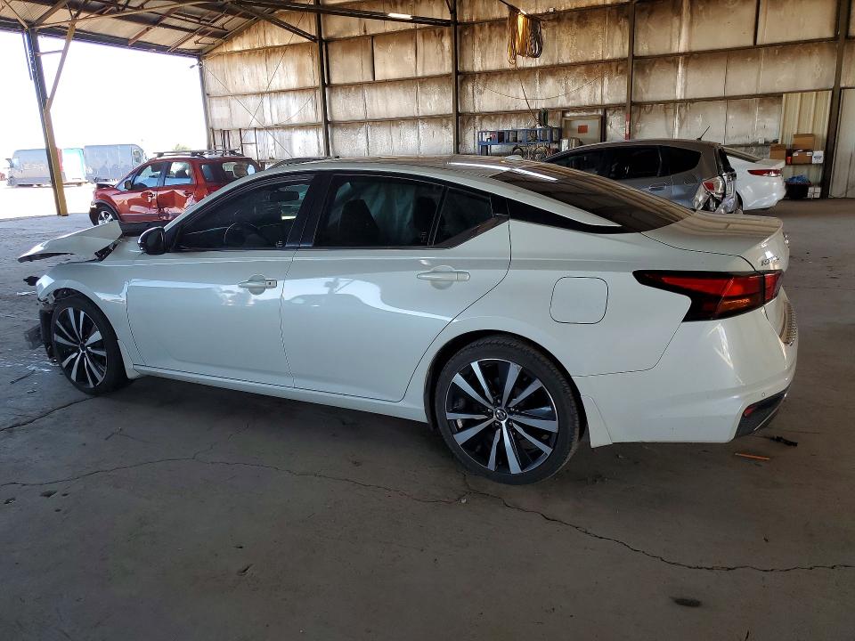 47117616 :رقم المزاد ، 1N4BL4CV8MN373171 vin ، 2021 Nissan Altima مزاد بيع