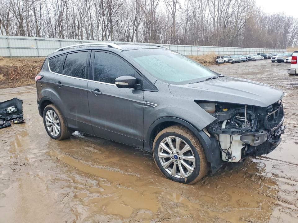 79277915 :رقم المزاد ، 1FMCU9JD8HUC94948 vin ، 2017 Ford Escape مزاد بيع