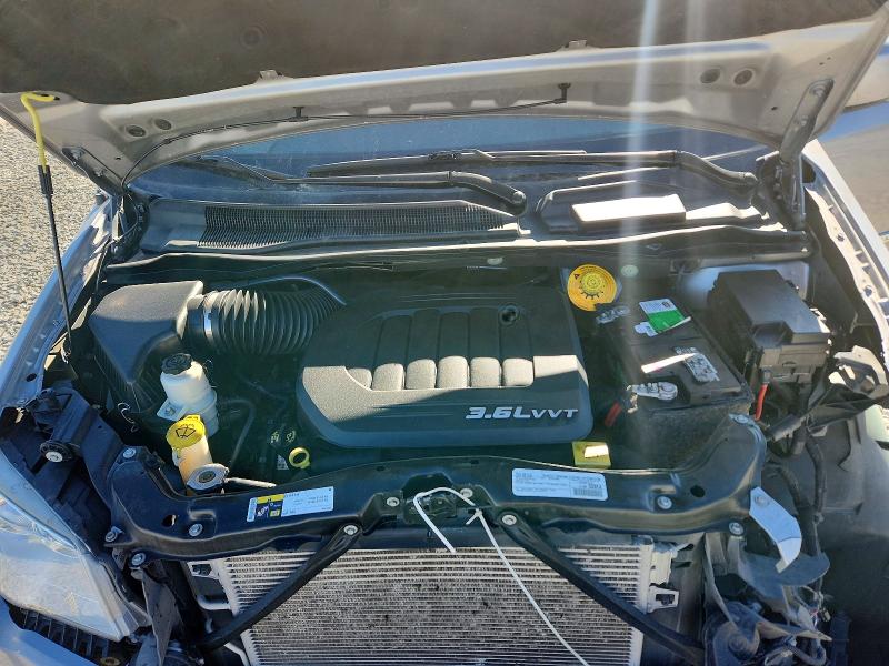 2016 Chrysler Town & Country მანქანა იყიდება აუქციონზე, vin: 2C4RC1BG2GR268501, აუქციონის ნომერი: 46839016