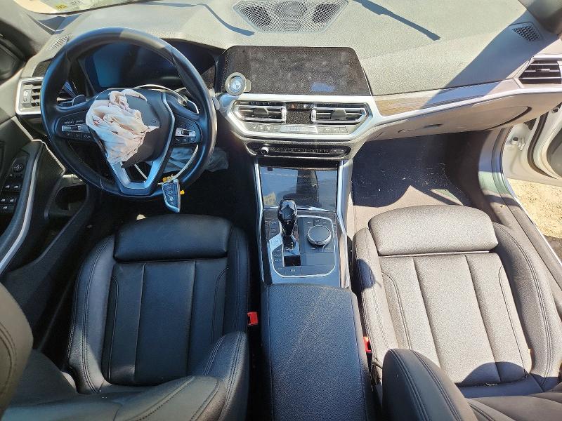 45870316 :رقم المزاد ، 3MW5R1J01L8B14001 vin ، 2020 Bmw 330i مزاد بيع