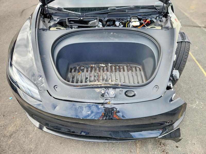 42063726 :رقم المزاد ، 5YJ3E1ET5TF143491 vin ، 2026 Tesla Model 3 مزاد بيع
