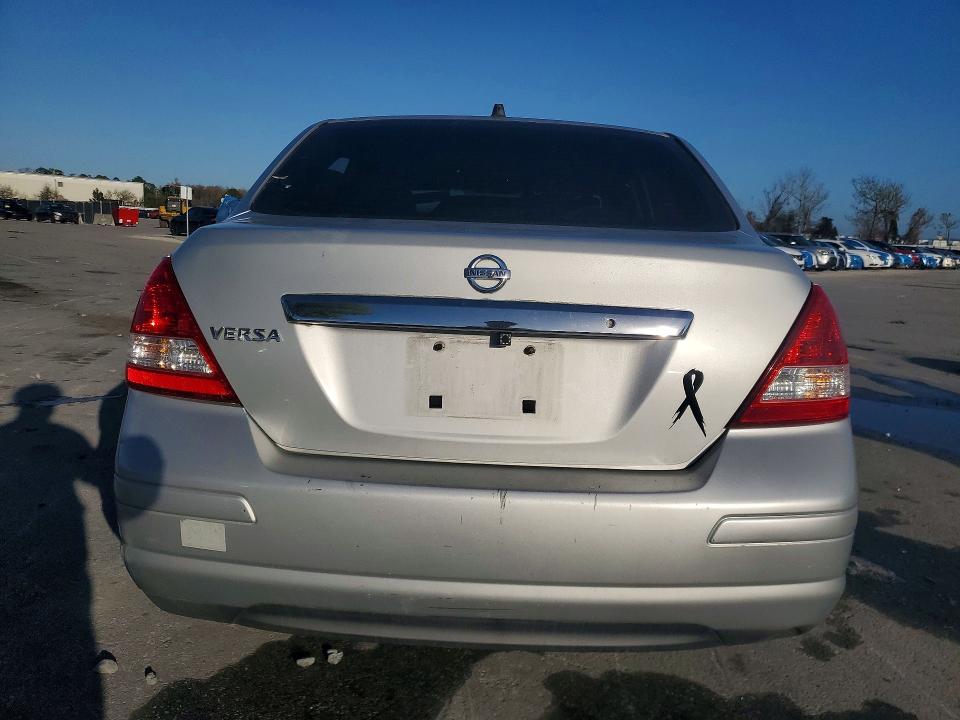 2008 Nissan Versa მანქანა იყიდება აუქციონზე, vin: 3N1BC11E58L363699, აუქციონის ნომერი: 79981605