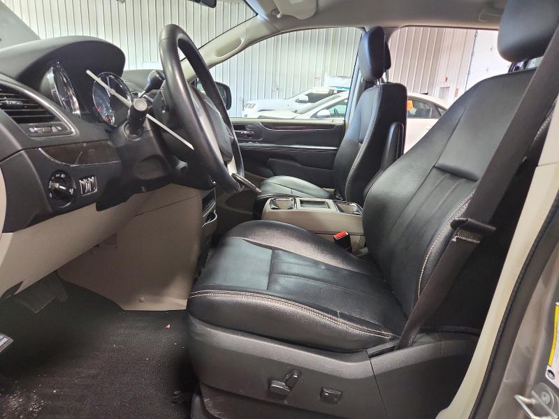 47826656 :رقم المزاد ، 2C4RC1BG6GR148880 vin ، 2016 Chrysler Town & Country مزاد بيع