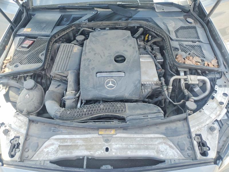 47685706 :رقم المزاد ، 55SWF4JBXFU050459 vin ، 2015 Mercedes-benz C مزاد بيع