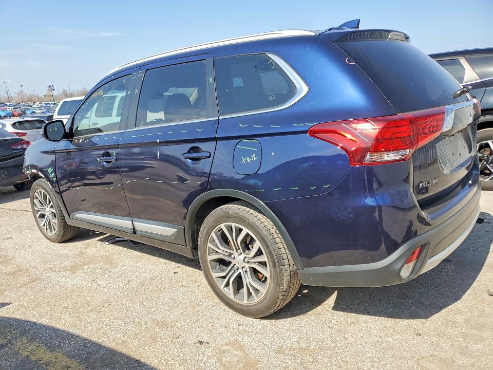 45472866 :رقم المزاد ، JA4AD3A32JZ065846 vin ، 2018 Mitsubishi Outlander مزاد بيع