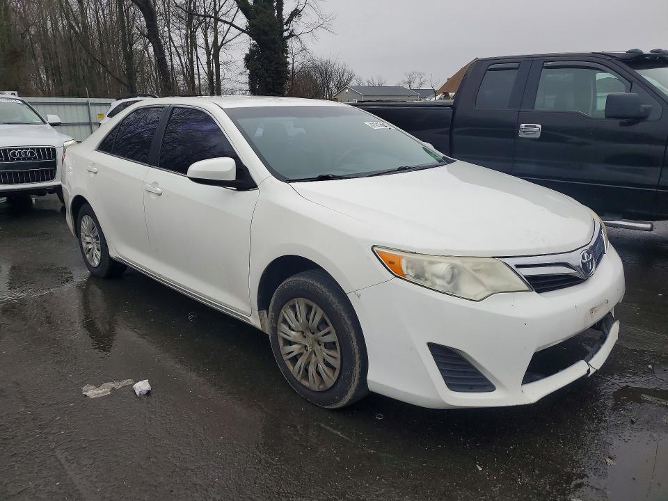 41813646 :رقم المزاد ، 4T1BF1FK0CU535473 vin ، 2012 Toyota Camry مزاد بيع