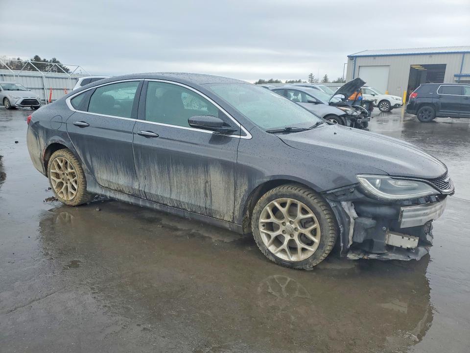 79930695 :رقم المزاد ، 1C3CCCEG5FN656433 vin ، 2015 Chrysler 200 مزاد بيع