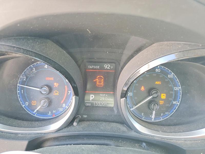 46739766 :رقم المزاد ، 5YFBURHE1EP144011 vin ، 2014 Toyota Corolla مزاد بيع