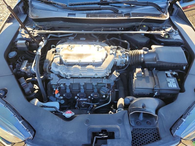 41939216 :رقم المزاد ، 19UUB2F61JA000119 vin ، 2018 Acura Tlx مزاد بيع