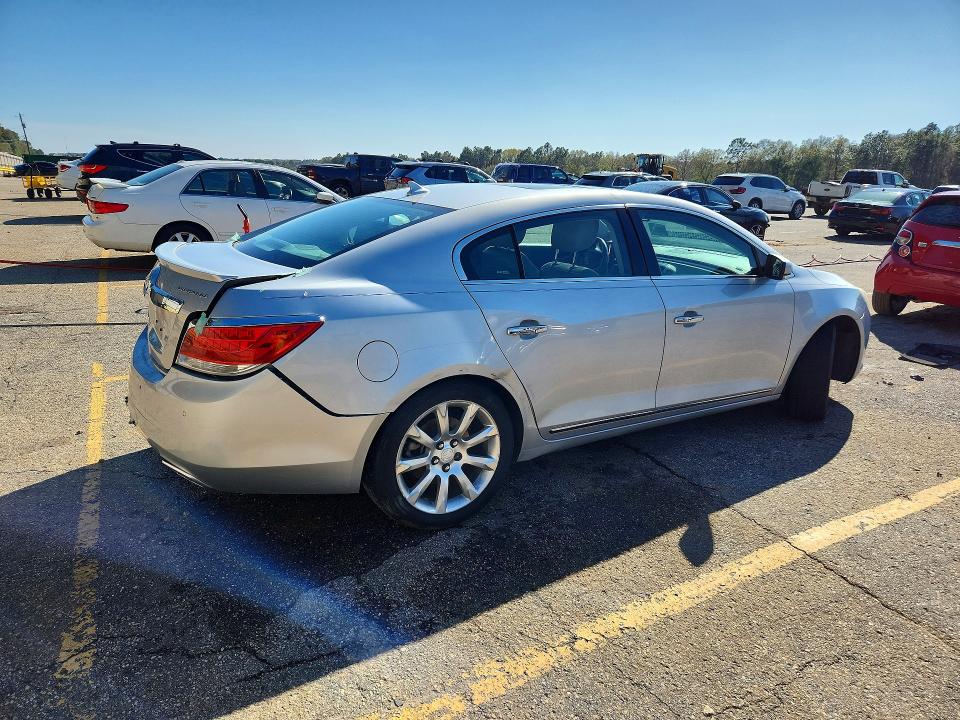 2013 Buick Lacrosse მანქანა იყიდება აუქციონზე, vin: 1G4GJ5G37DF204592, აუქციონის ნომერი: 46328696