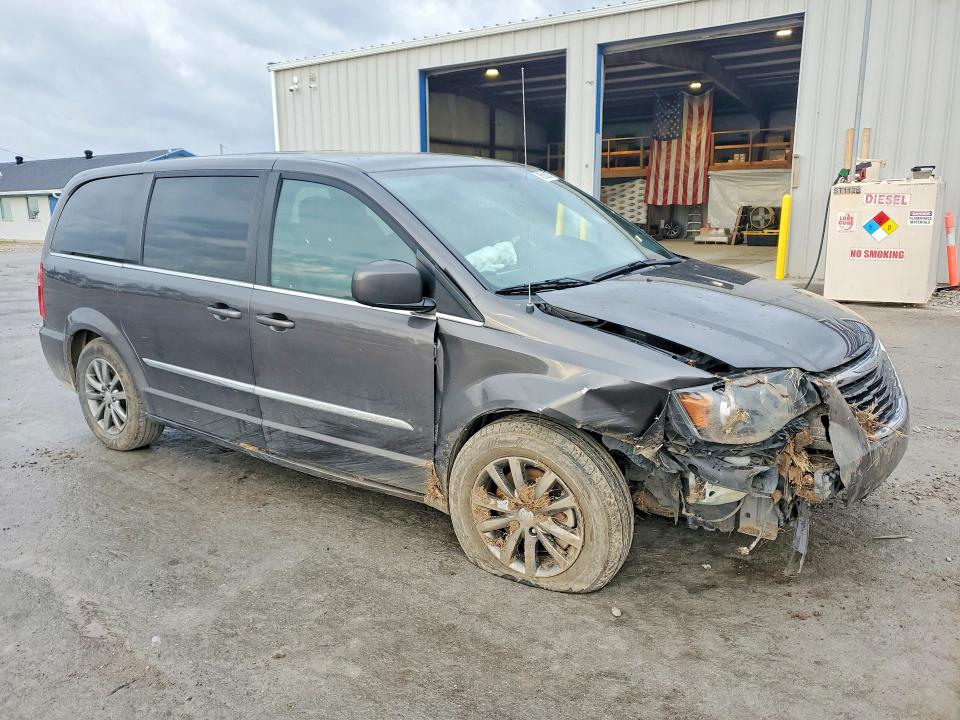 2015 Chrysler Town & Country მანქანა იყიდება აუქციონზე, vin: 2C4RC1HG7FR561655, აუქციონის ნომერი: 45533886