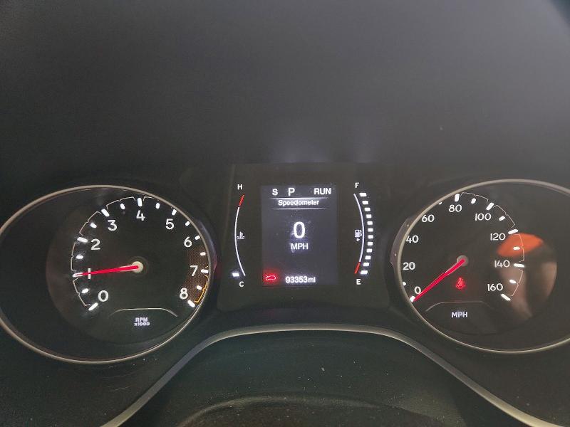 46022196 :رقم المزاد ، 3C4NJDBBXLT204689 vin ، 2020 Jeep Compass مزاد بيع
