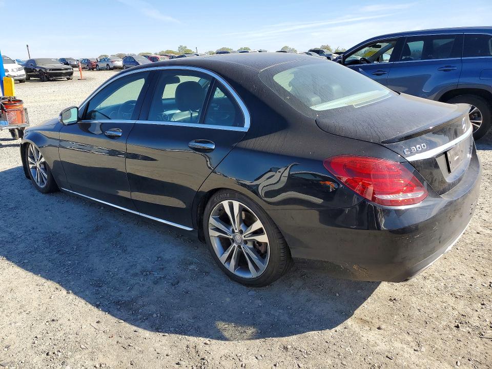 41966046 :رقم المزاد ، 55SWF4JB6FU065475 vin ، 2015 Mercedes-benz C مزاد بيع