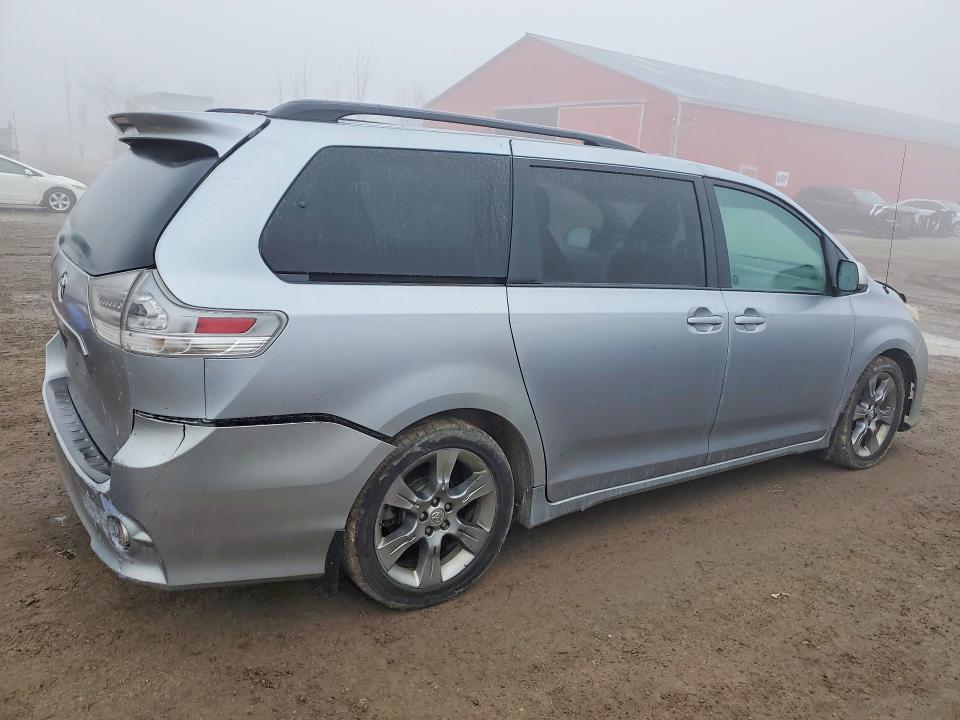 79784385 :رقم المزاد ، 5TDXK3DC2BS109509 vin ، 2011 Toyota Sienna مزاد بيع