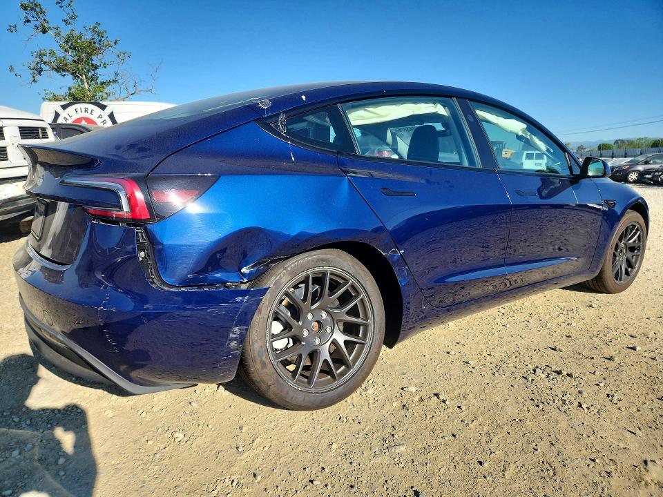 Продажа на аукционе авто 2024 Tesla Model 3, vin: 5YJ3E1EA7RF725180, номер лота: 46243706